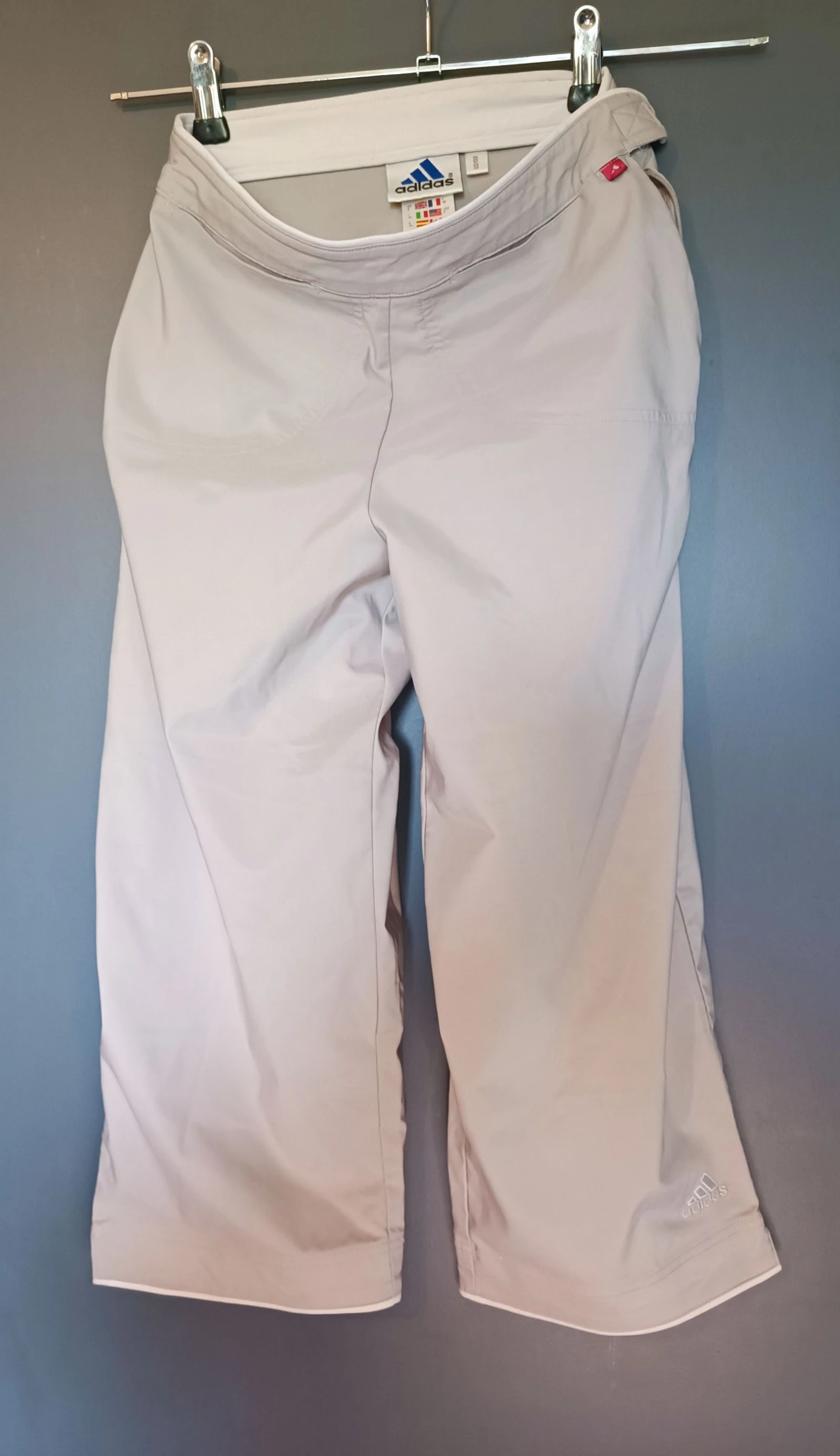 Pantacourt short adidas mixte taille XS bon état coloris gris 